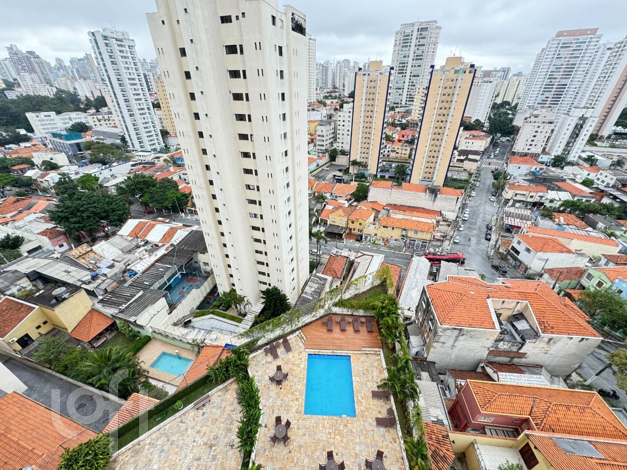 Apartamento à venda com 2 quartos, 73m² - Foto 46