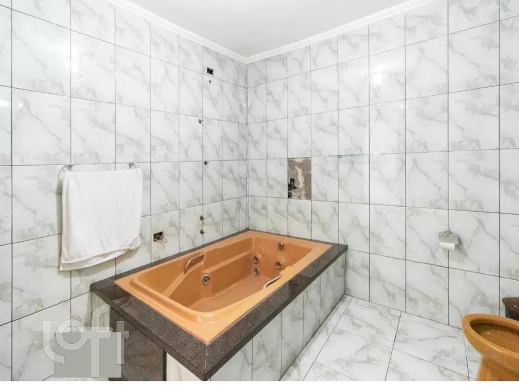 Casa à venda com 4 quartos, 200m² - Foto 8