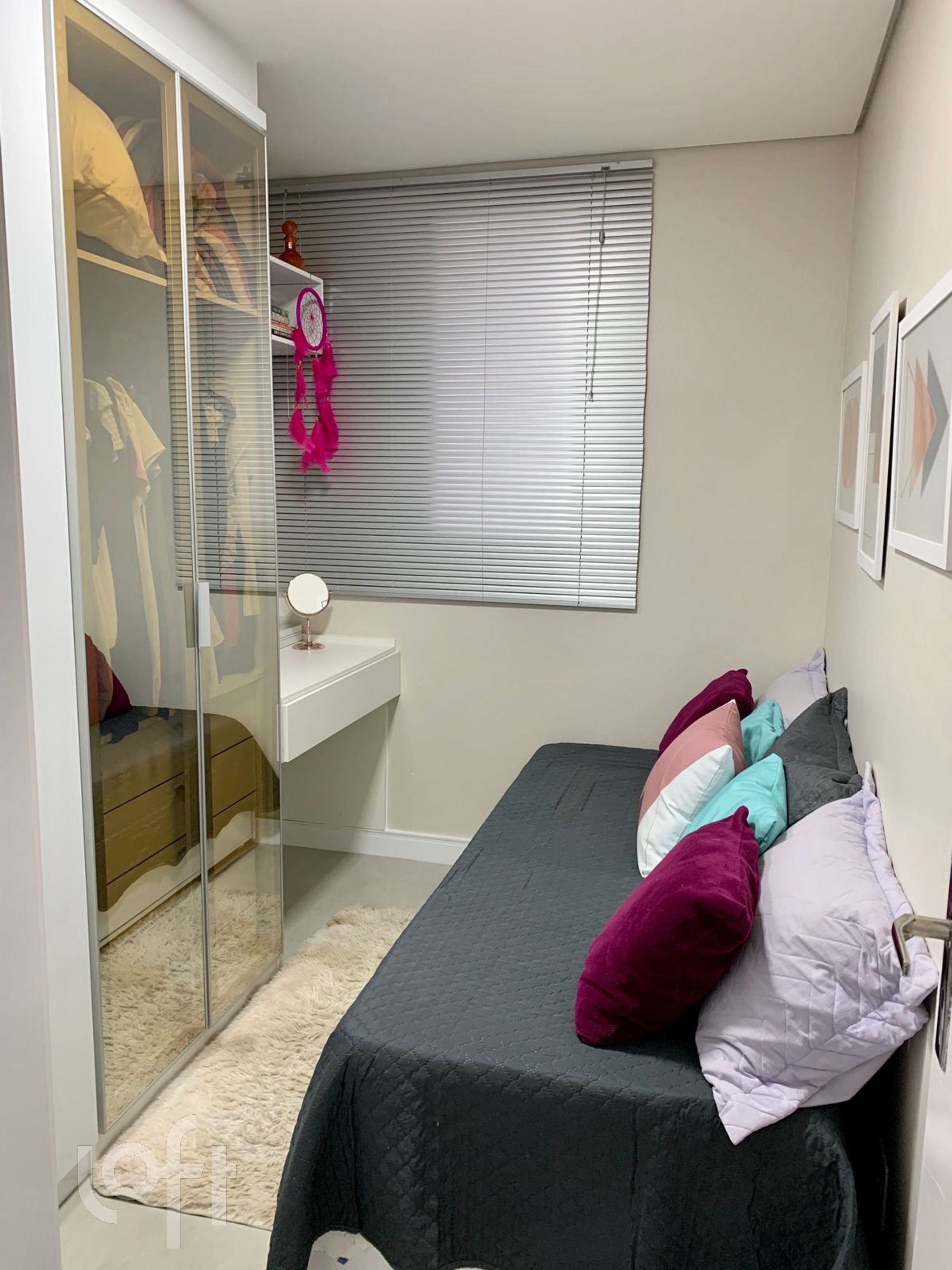 Apartamento à venda com 2 quartos, 45m² - Foto 2