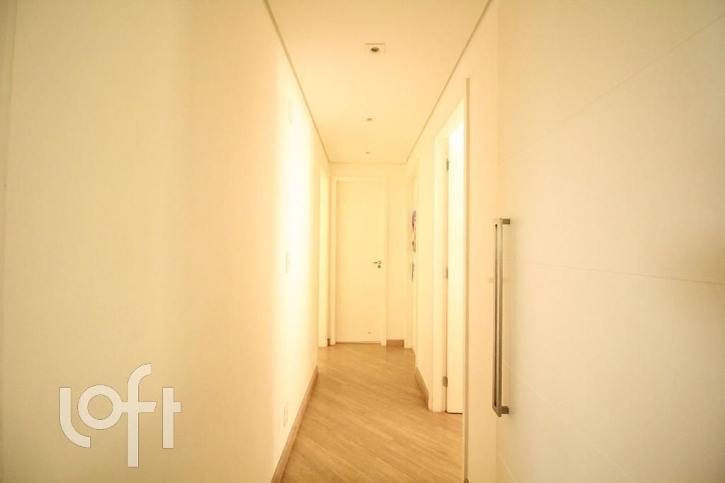 Apartamento à venda com 3 quartos, 108m² - Foto 1