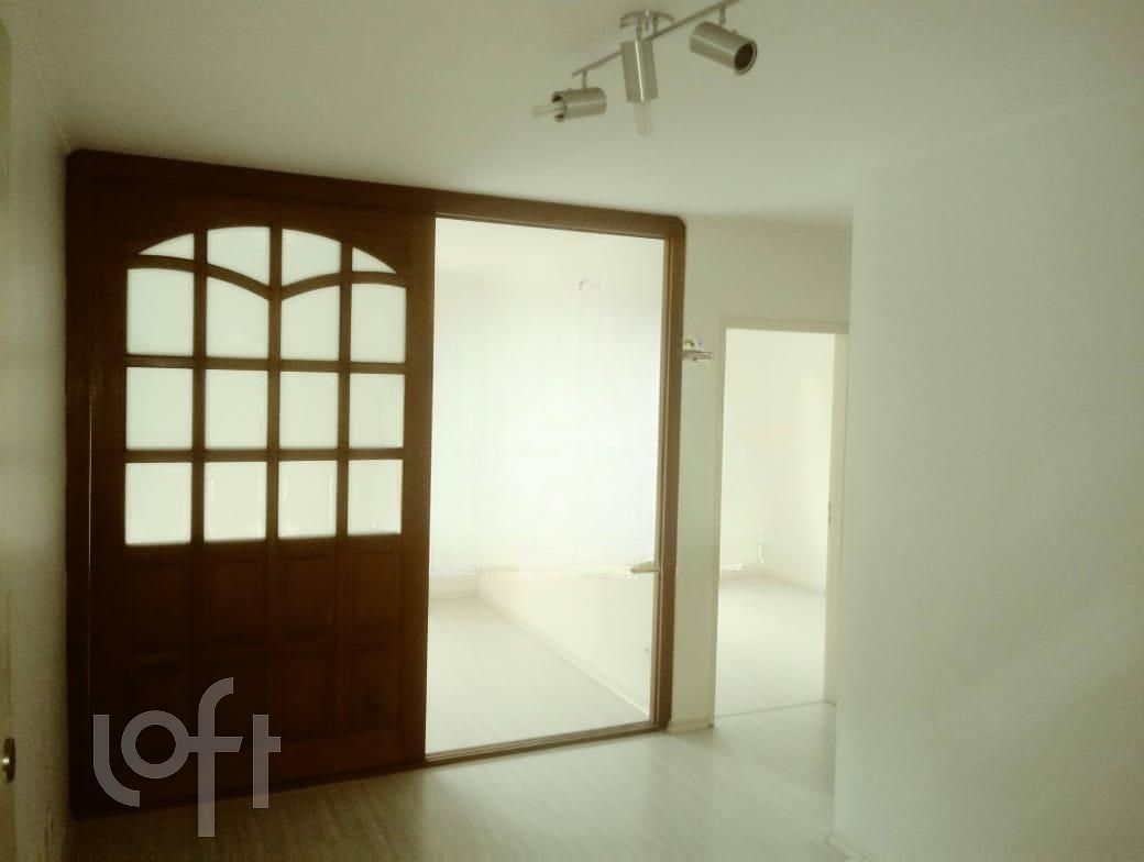 Apartamento à venda com 1 quarto, 44m² - Foto 2