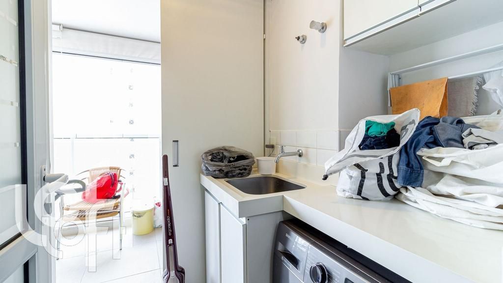 Apartamento à venda com 2 quartos, 76m² - Foto 16