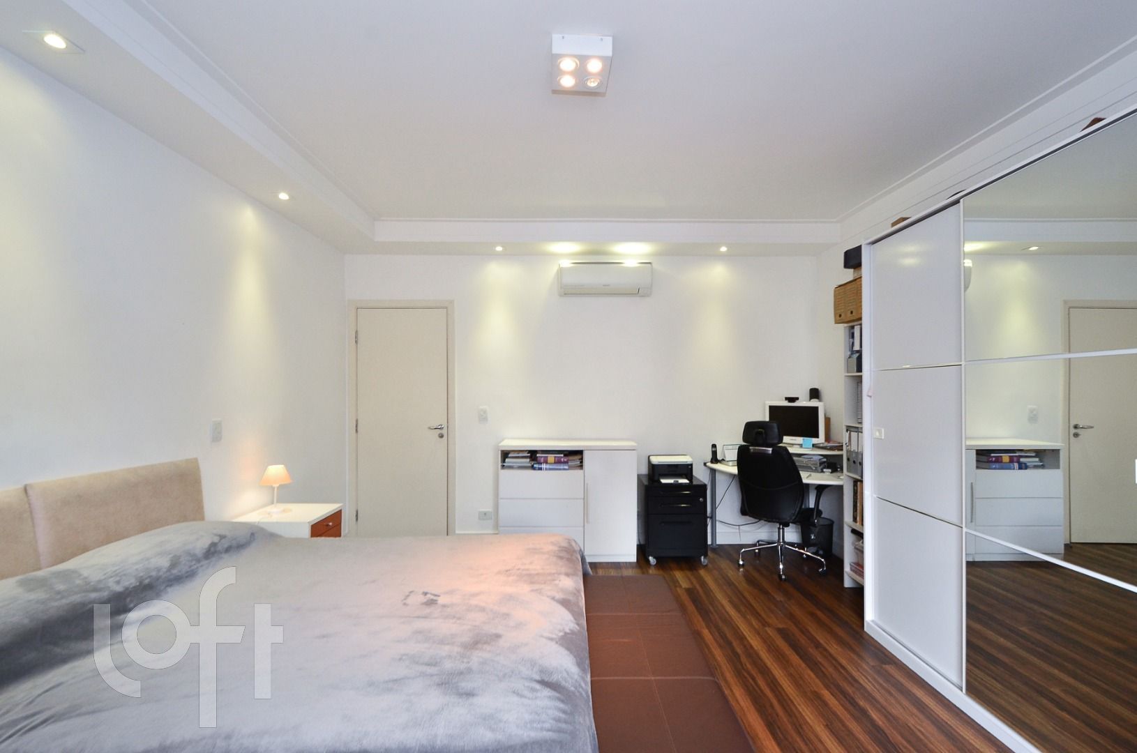 Casa à venda com 3 quartos, 359m² - Foto 25