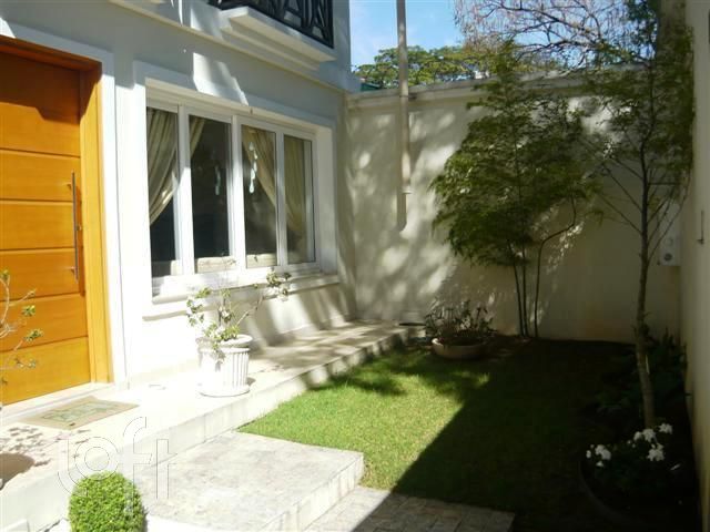 Casa à venda com 3 quartos, 215m² - Foto 7