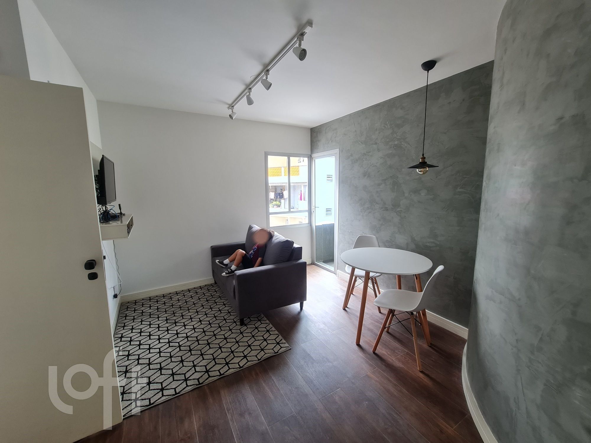 Apartamento à venda com 1 quarto, 37m² - Foto 1