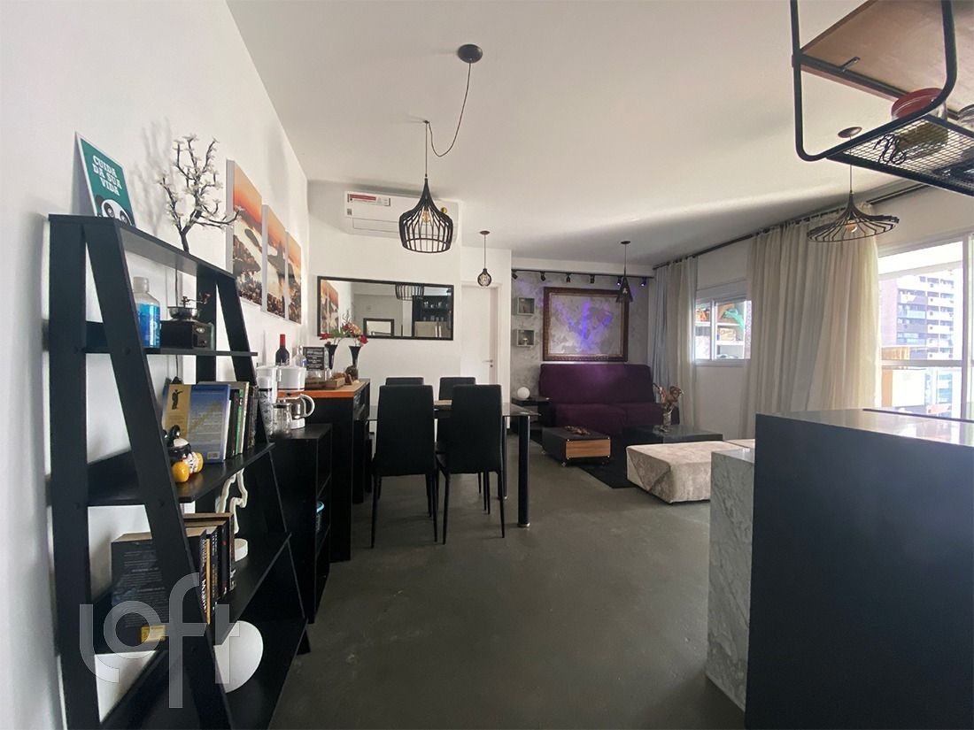 Apartamento à venda com 2 quartos, 74m² - Foto 4