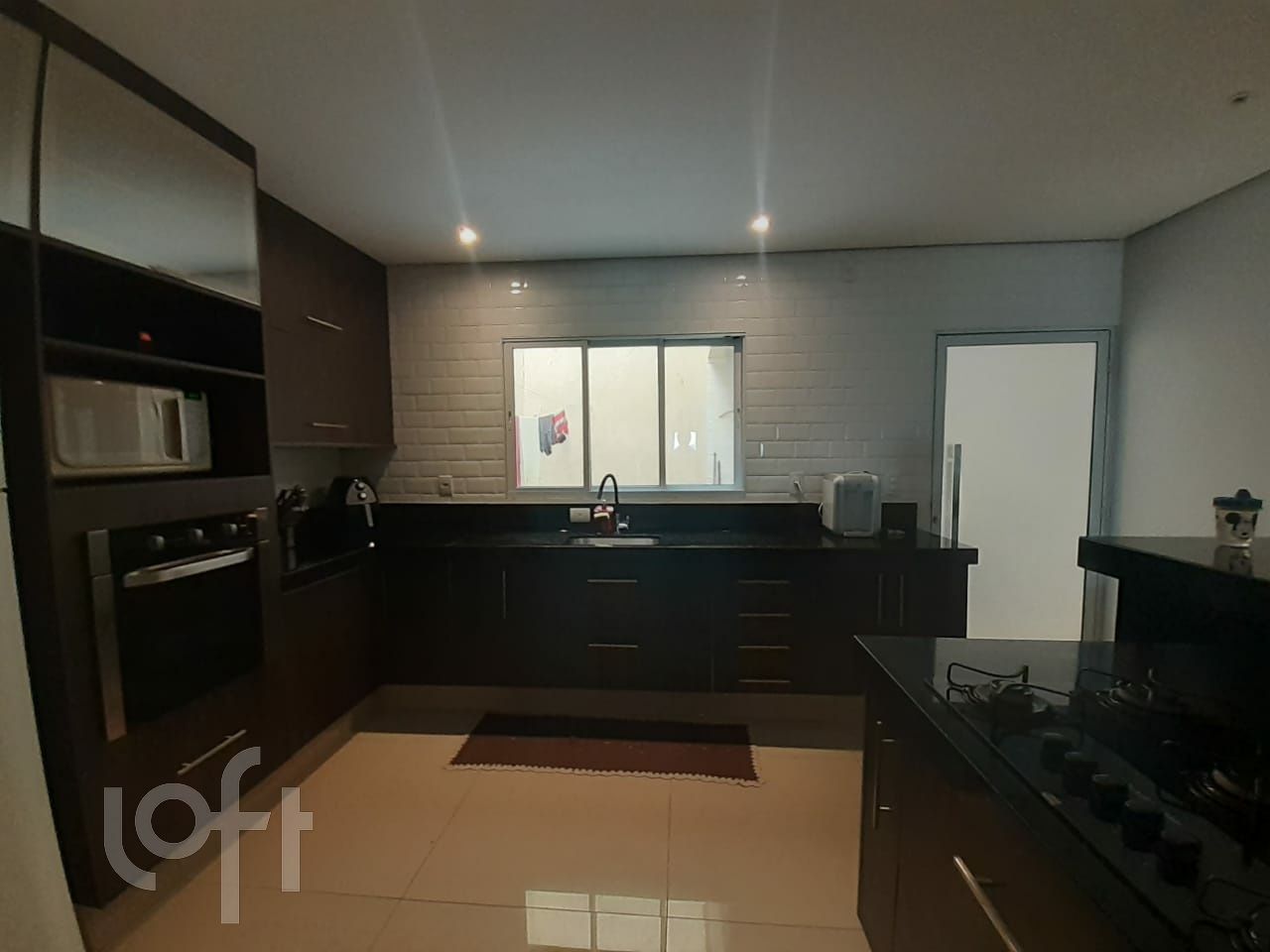 Casa à venda com 3 quartos, 310m² - Foto 10