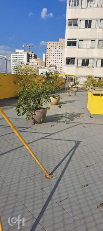 Apartamento à venda com 2 quartos, 74m² - Foto 35