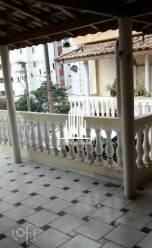 Casa à venda com 4 quartos, 290m² - Foto 2