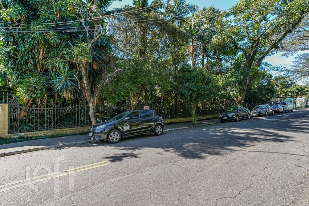 Casa à venda com 4 quartos, 559m² - Foto 25