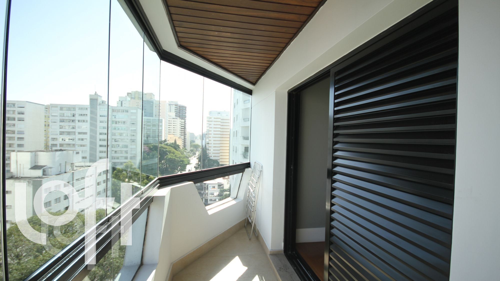 Apartamento à venda com 3 quartos, 200m² - Foto 5