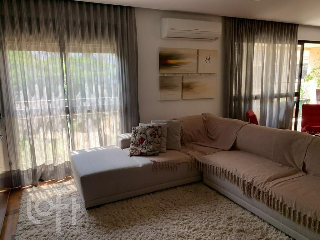 Apartamento, 3 quartos, 191 m² - Foto 1