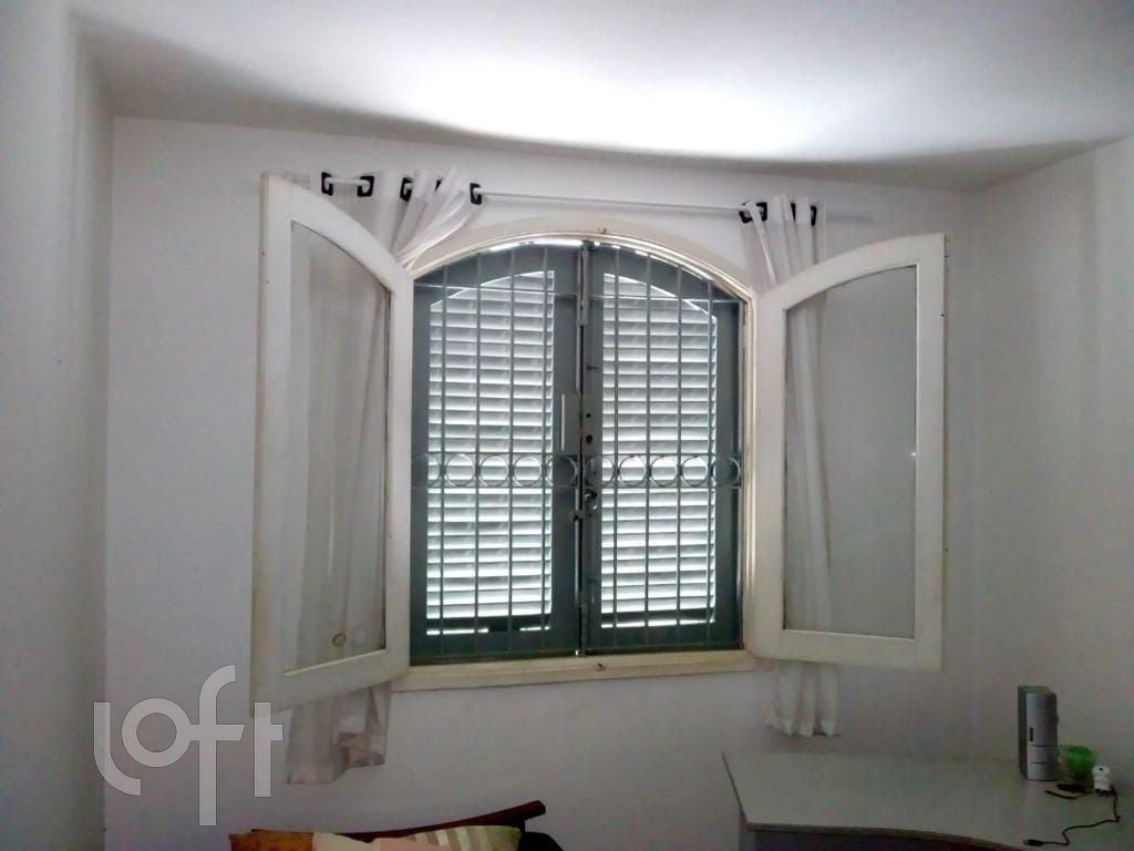 Casa à venda com 4 quartos, 330m² - Foto 27