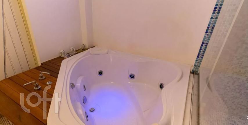 Apartamento à venda com 3 quartos, 167m² - Foto 15