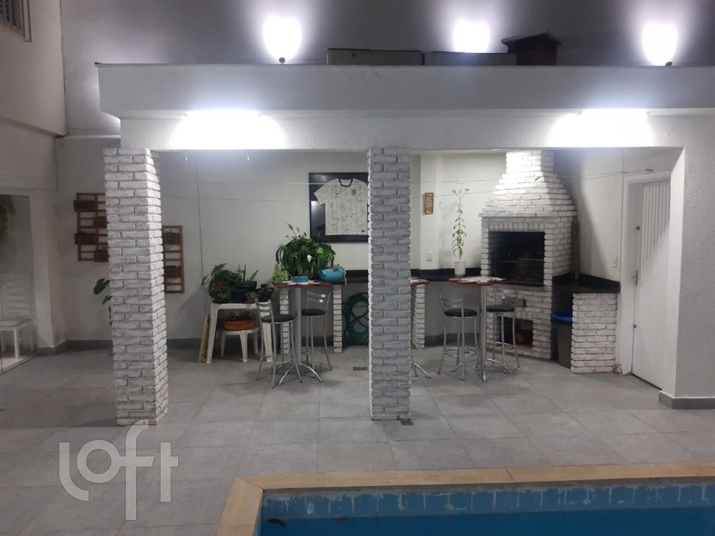 Casa à venda com 3 quartos, 210m² - Foto 7