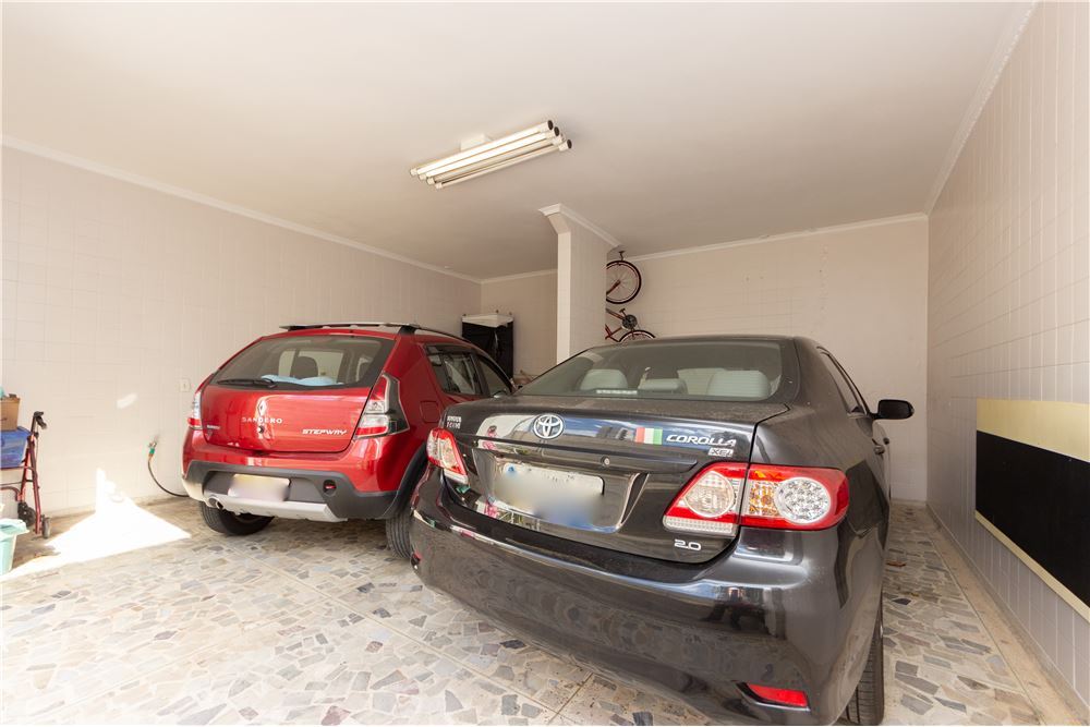 Casa à venda com 3 quartos, 380m² - Foto 13
