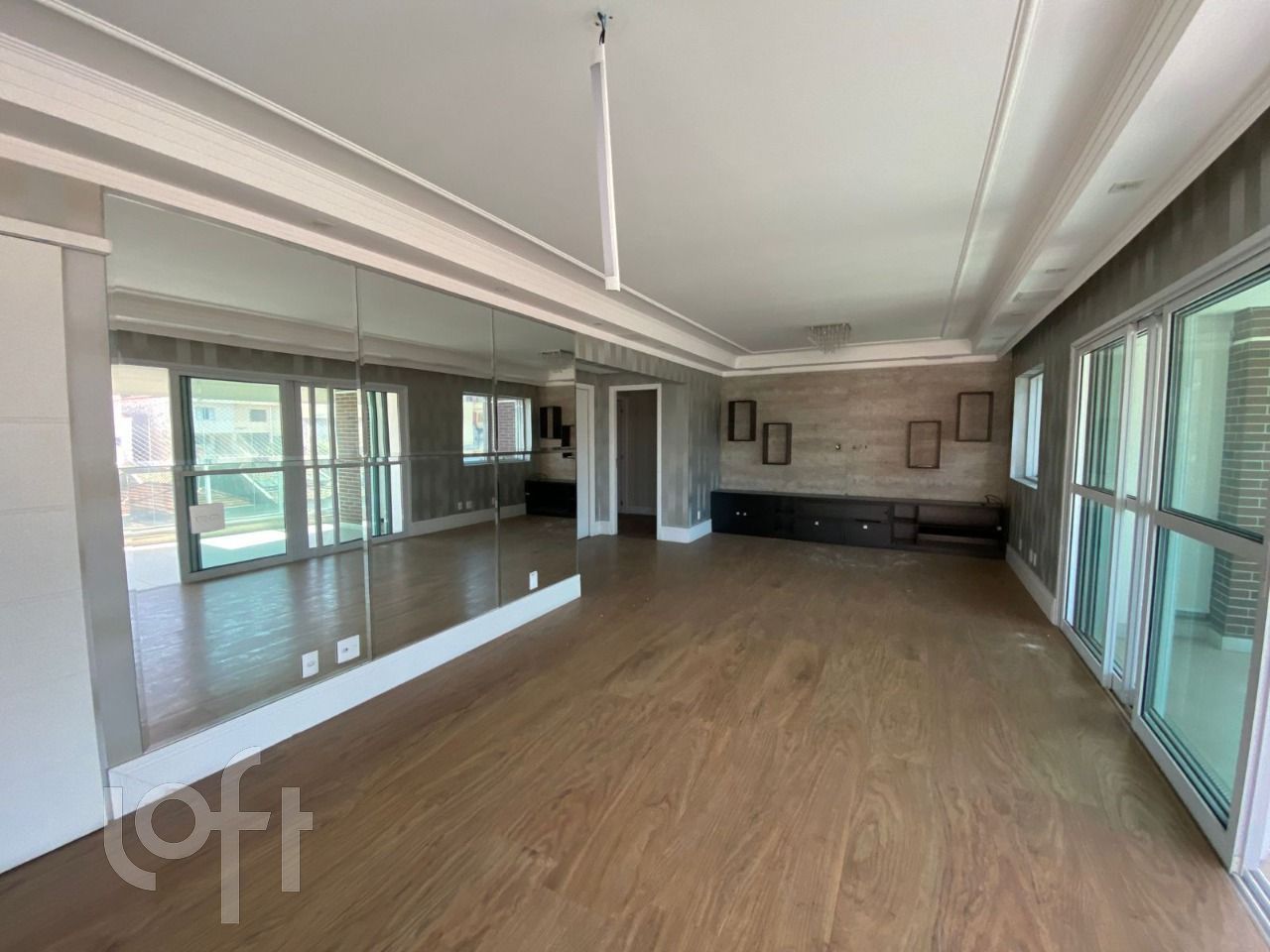 Apartamento à venda com 3 quartos, 180m² - Foto 20