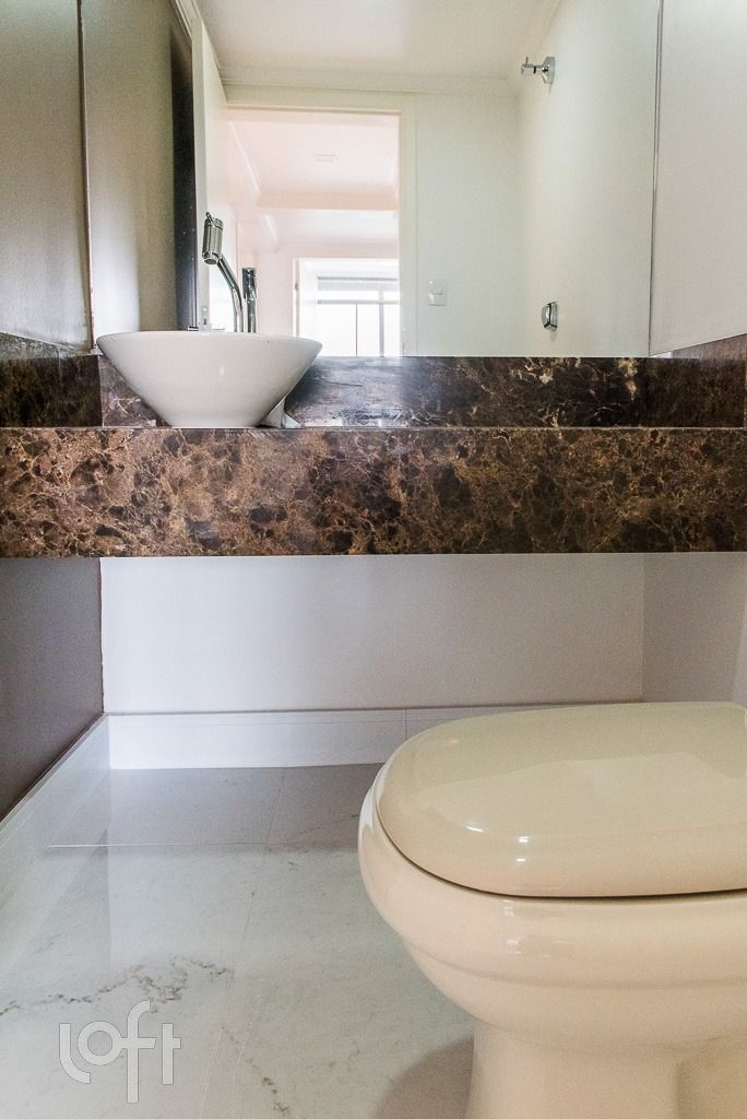 Apartamento à venda com 3 quartos, 165m² - Foto 8