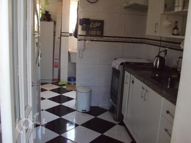 Apartamento à venda com 3 quartos, 85m² - Foto 9