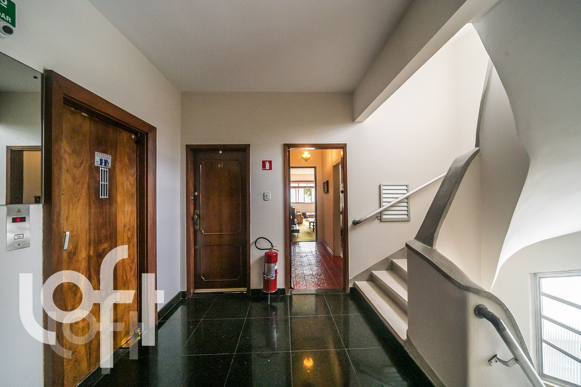 Apartamento à venda com 2 quartos, 120m² - Foto 4