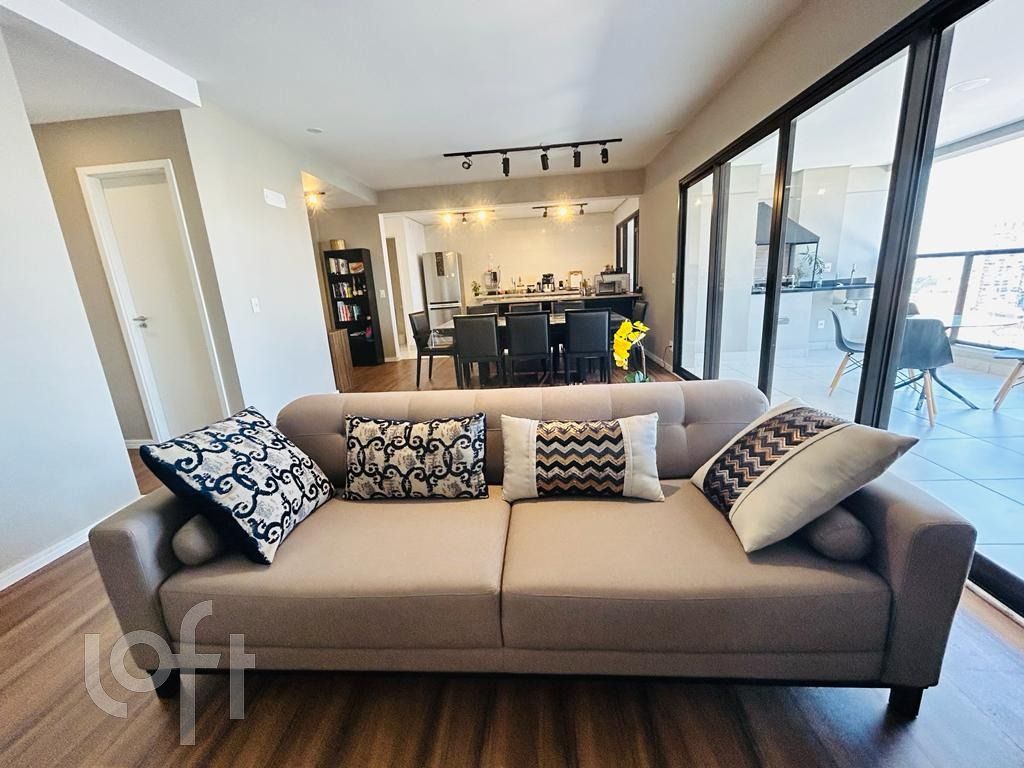 Apartamento à venda com 3 quartos, 158m² - Foto 4