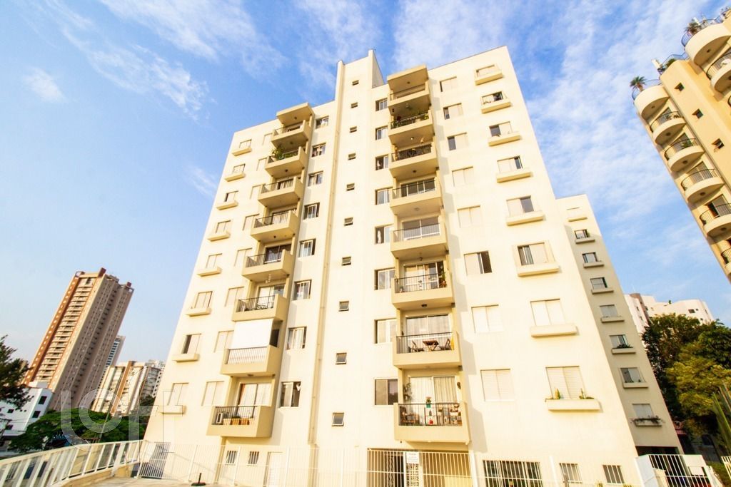 Apartamento à venda com 2 quartos, 56m² - Foto 1