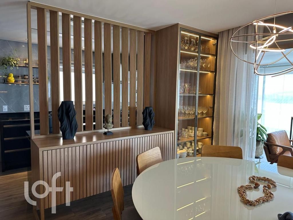Apartamento à venda com 3 quartos, 171m² - Foto 3