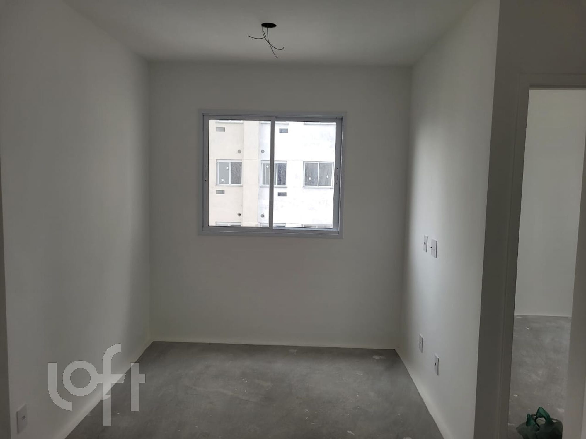 Apartamento à venda com 1 quarto, 41m² - Foto 2