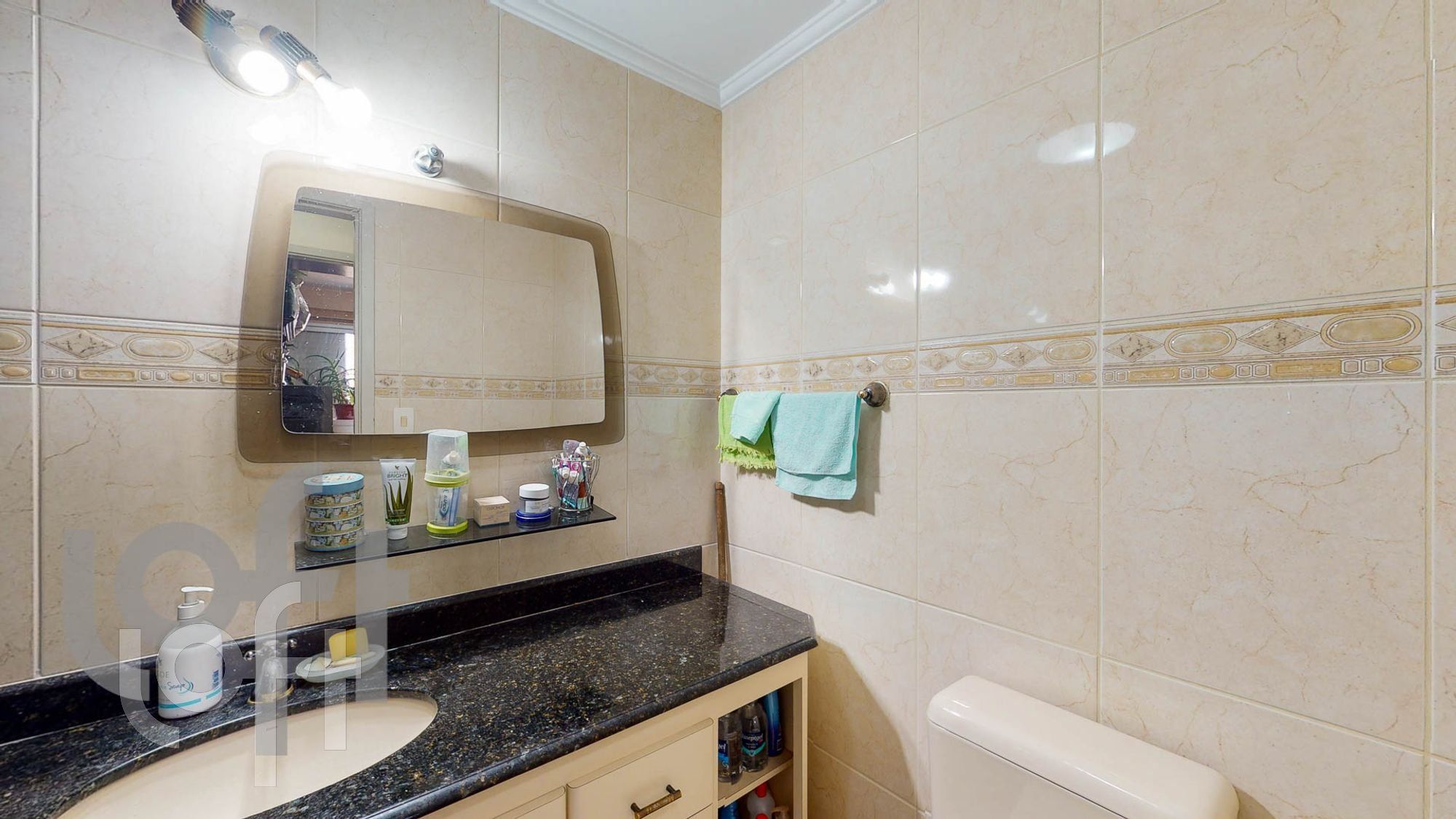 Apartamento à venda com 2 quartos, 75m² - Foto 2