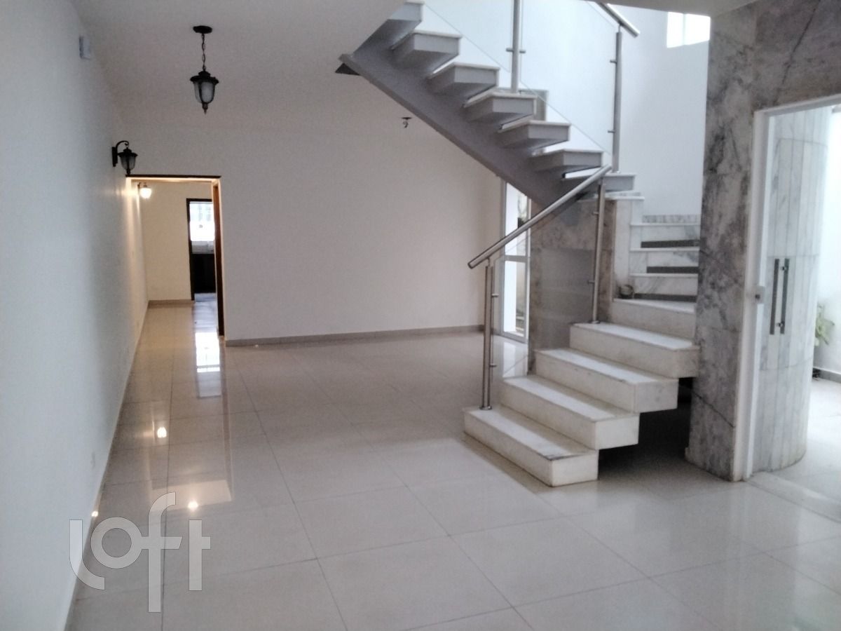 Casa, 3 quartos, 340 m² - Foto 1