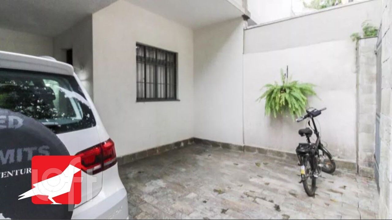 Casa à venda com 4 quartos, 240m² - Foto 12
