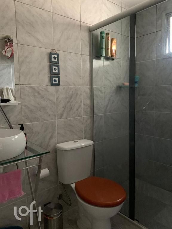 Apartamento à venda com 3 quartos, 74m² - Foto 2