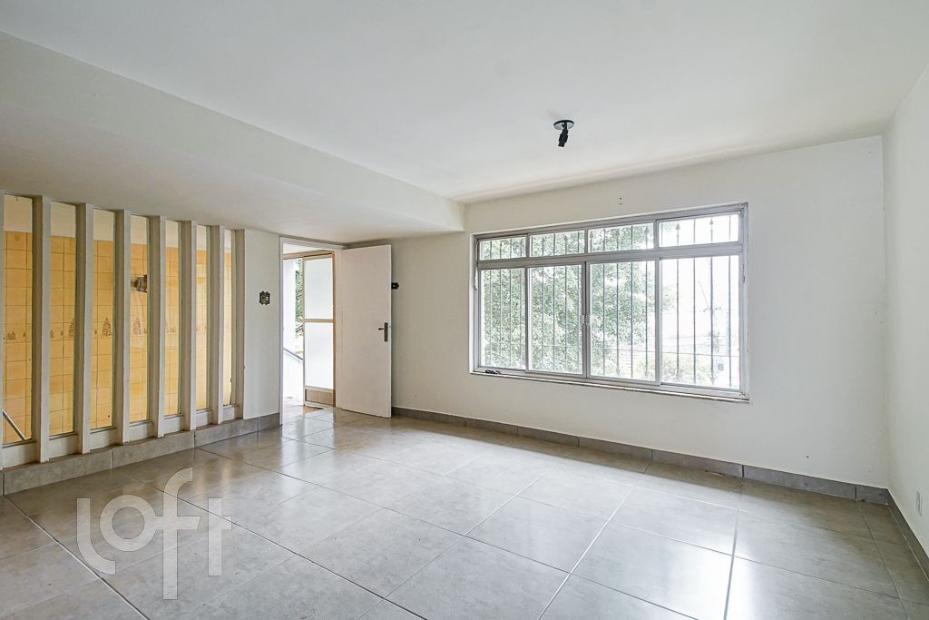 Casa, 3 quartos, 232 m² - Foto 1