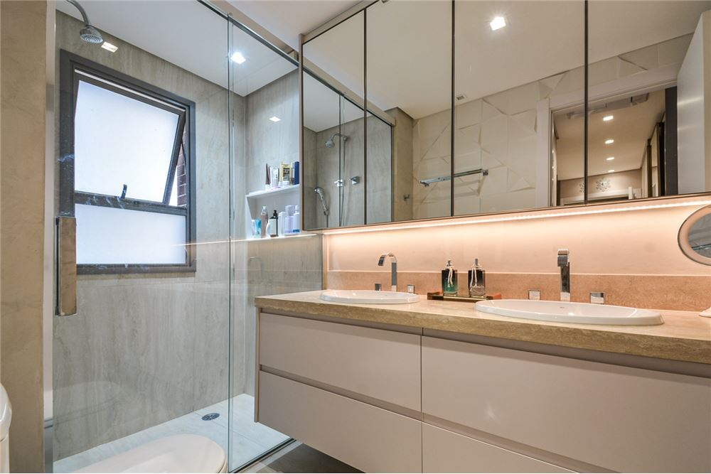 Apartamento à venda com 3 quartos, 131m² - Foto 13