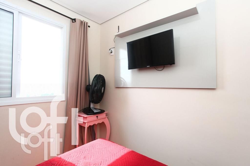 Apartamento à venda com 2 quartos, 43m² - Foto 3