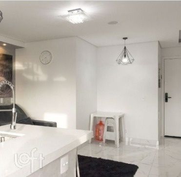 Apartamento à venda com 2 quartos, 67m² - Foto 3