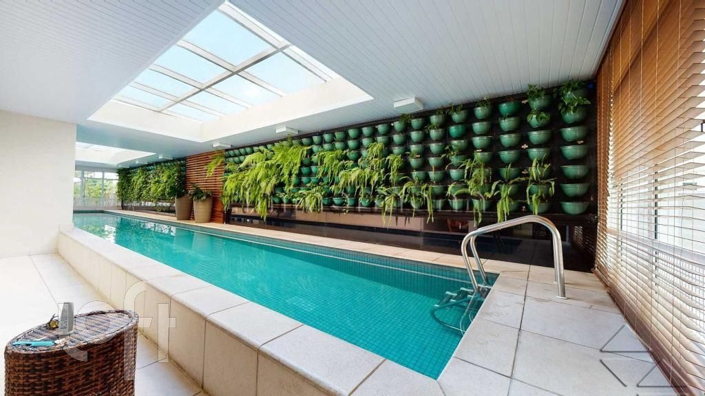 Apartamento à venda com 1 quarto, 35m² - Foto 2