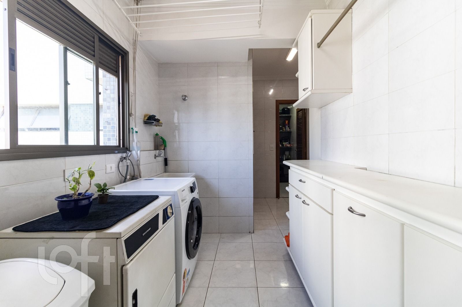 Apartamento à venda com 3 quartos, 140m² - Foto 12