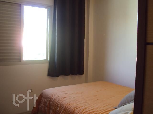 Apartamento à venda com 3 quartos, 85m² - Foto 4