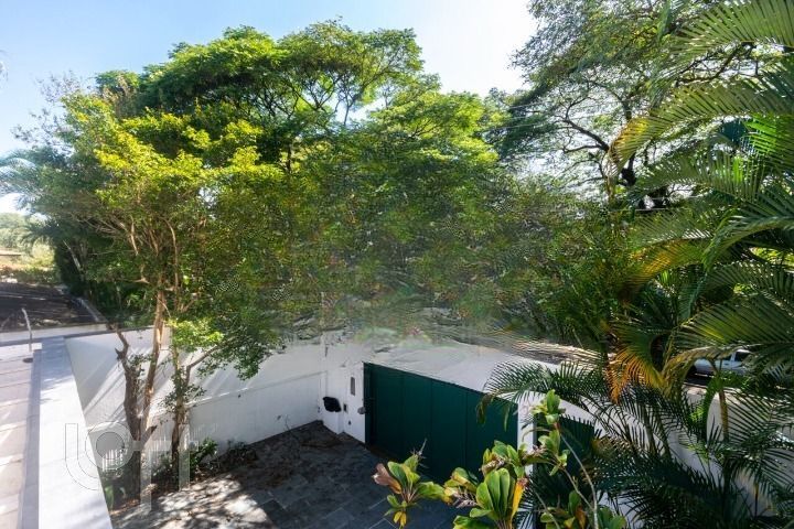 Casa à venda com 6 quartos, 600m² - Foto 25