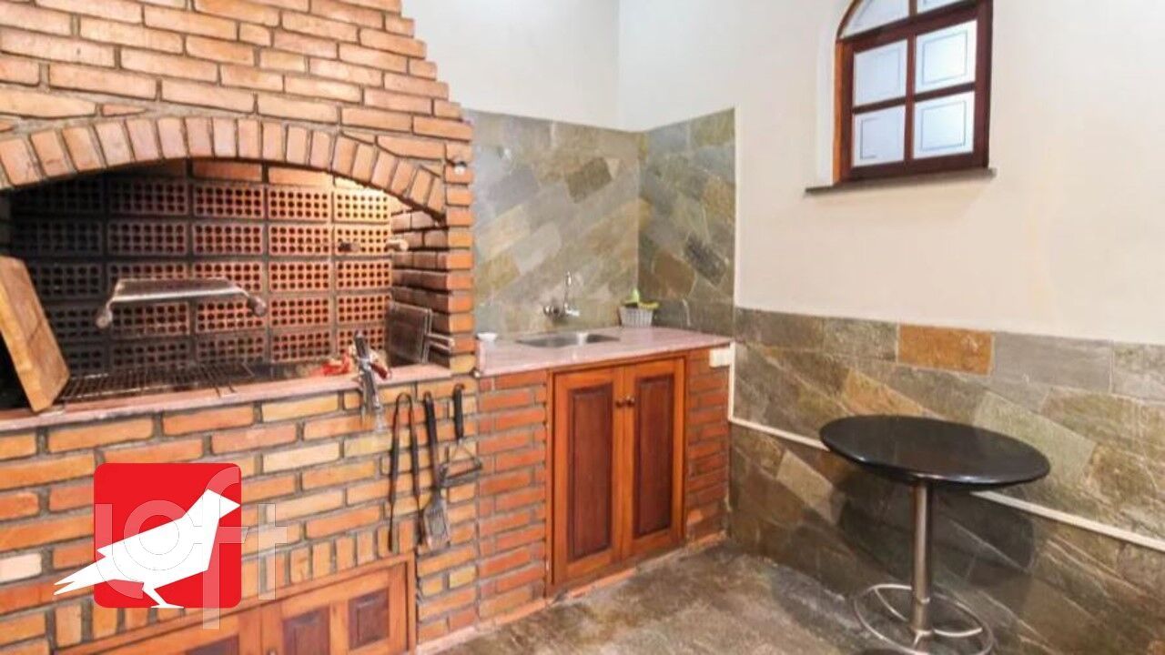 Casa à venda com 4 quartos, 240m² - Foto 10