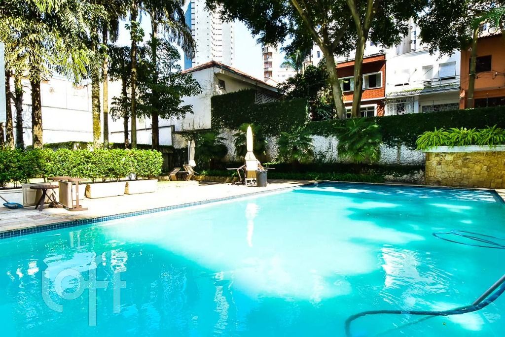 Apartamento à venda com 4 quartos, 278m² - Foto 1