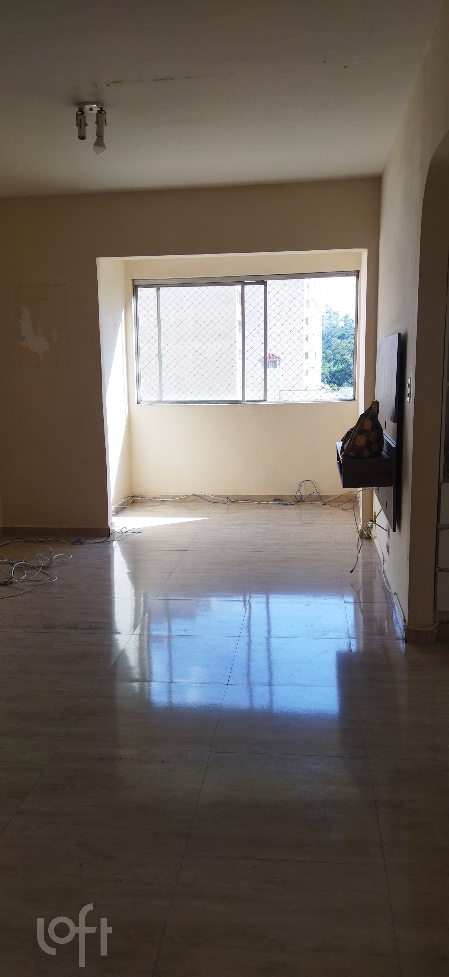 Apartamento à venda com 2 quartos, 65m² - Foto 3