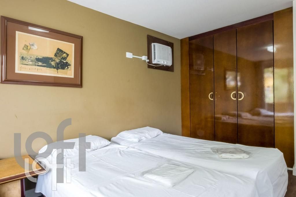 Apartamento à venda com 1 quarto, 48m² - Foto 1