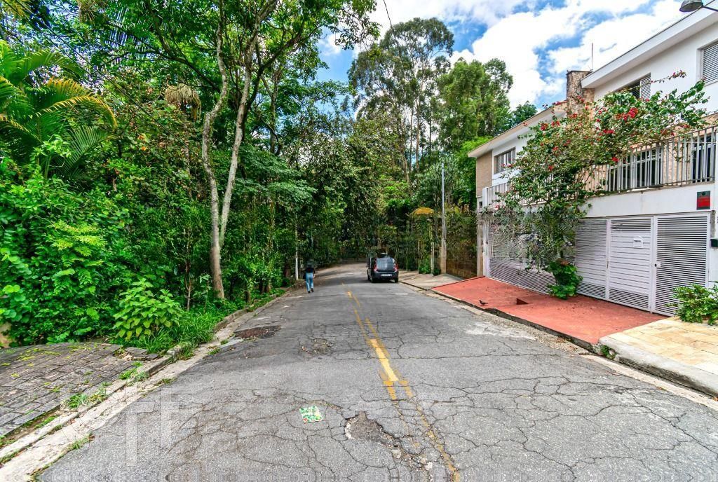 Casa à venda com 5 quartos, 250m² - Foto 43
