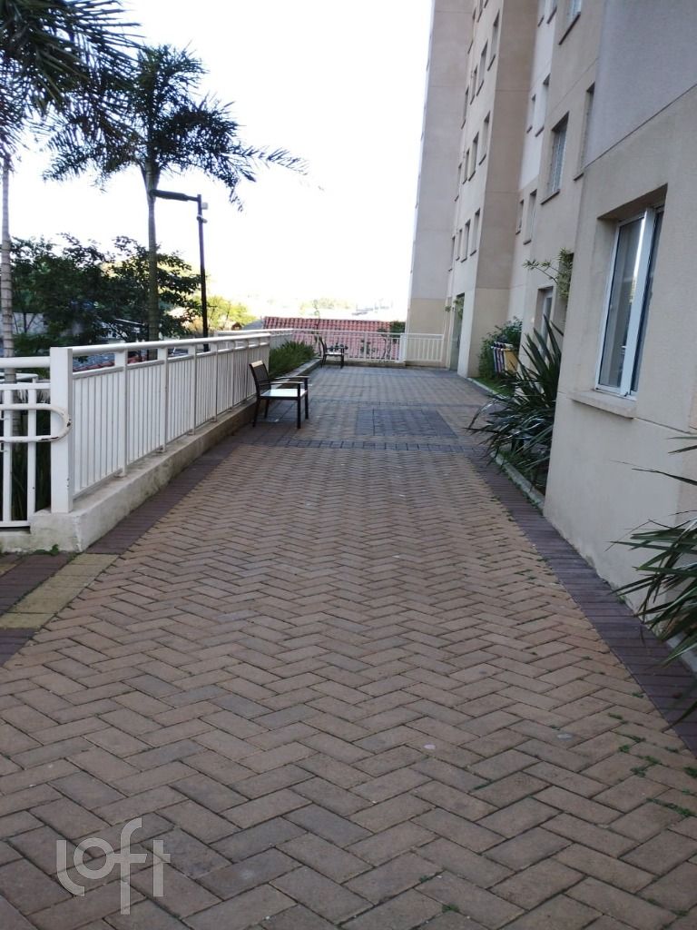 Apartamento à venda com 2 quartos, 40m² - Foto 18