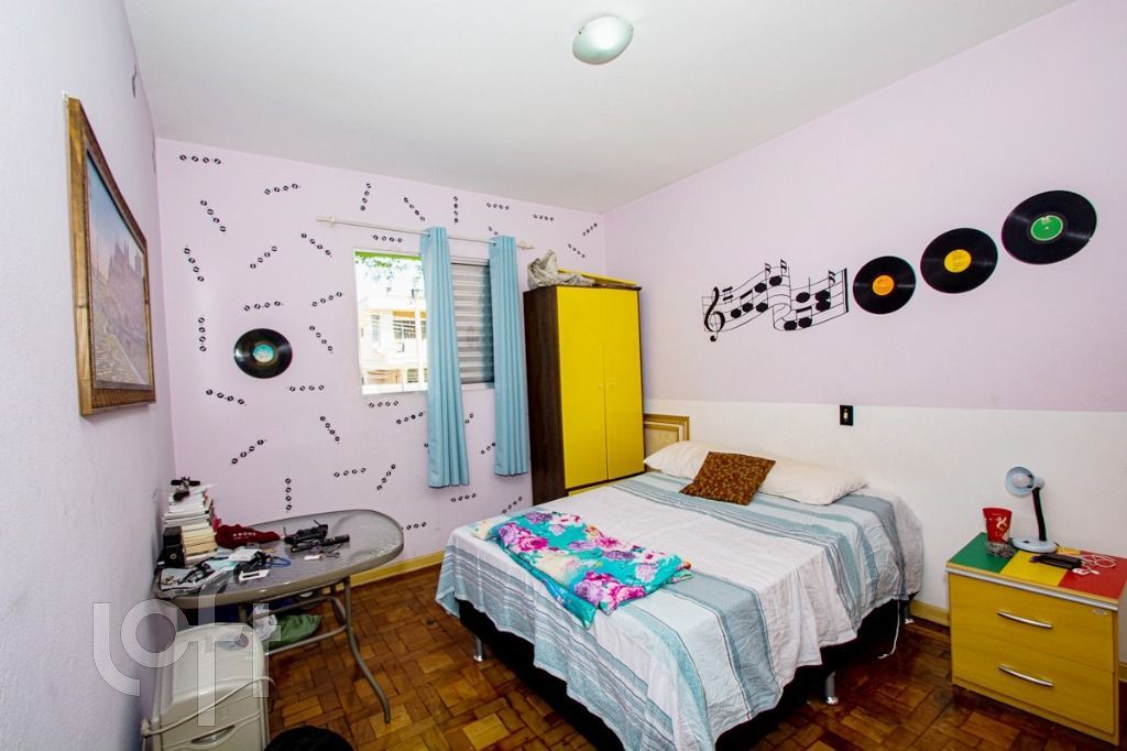 Casa à venda com 3 quartos, 270m² - Foto 9