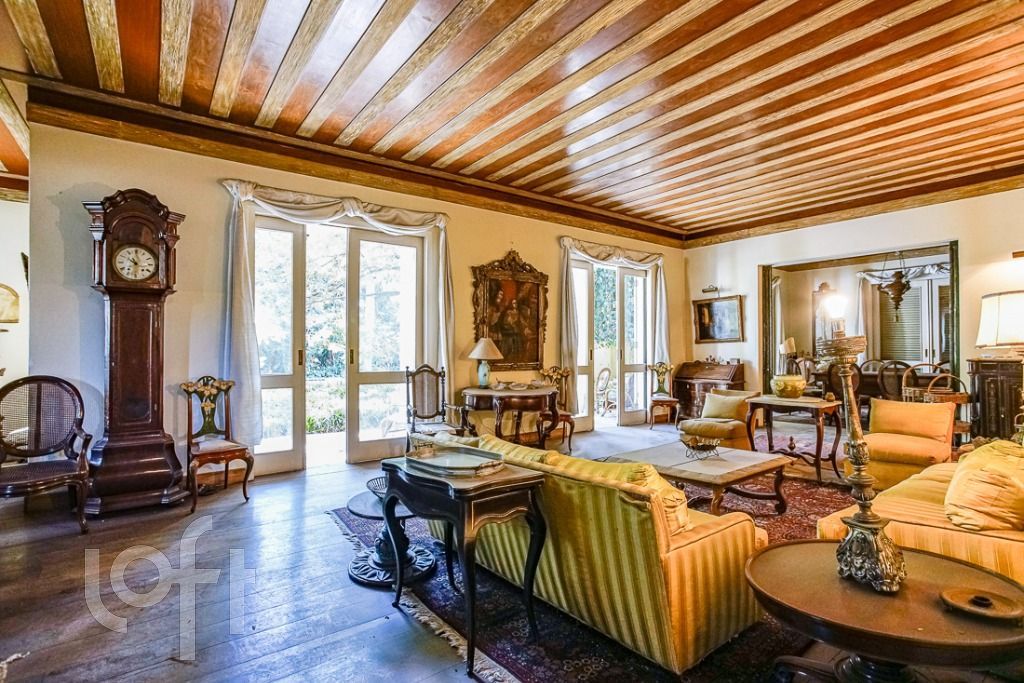 Casa à venda com 4 quartos, 559m² - Foto 8