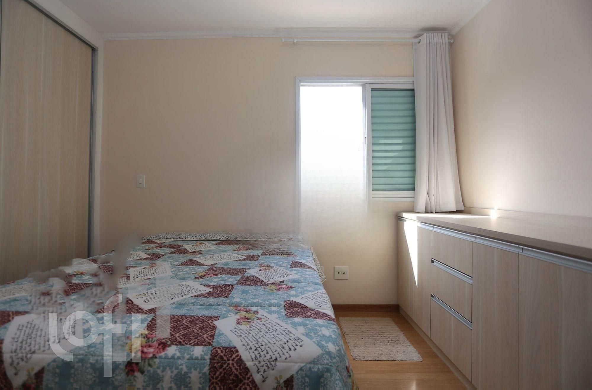 Apartamento à venda com 3 quartos, 82m² - Foto 17