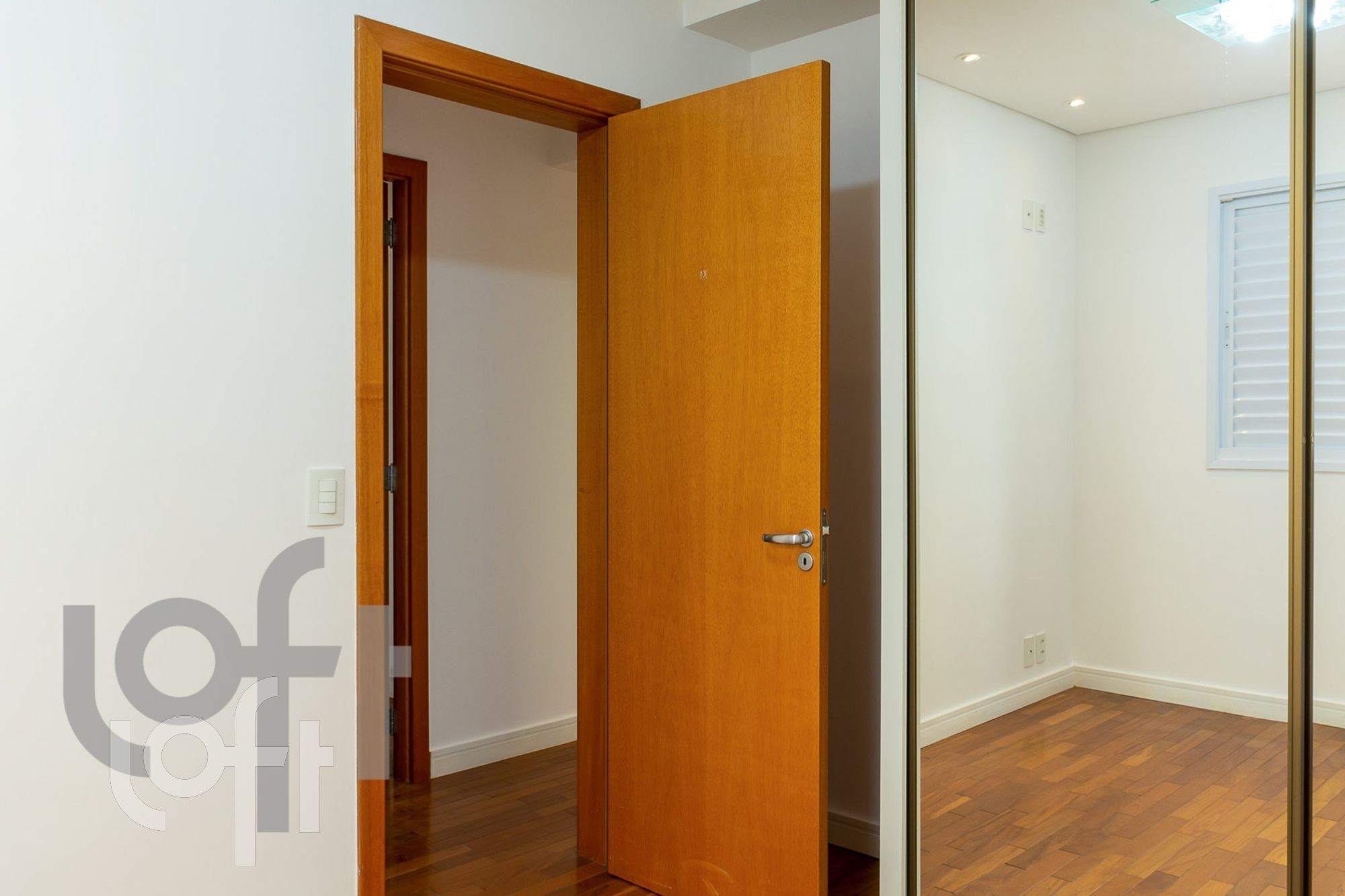 Apartamento à venda com 4 quartos, 90m² - Foto 33